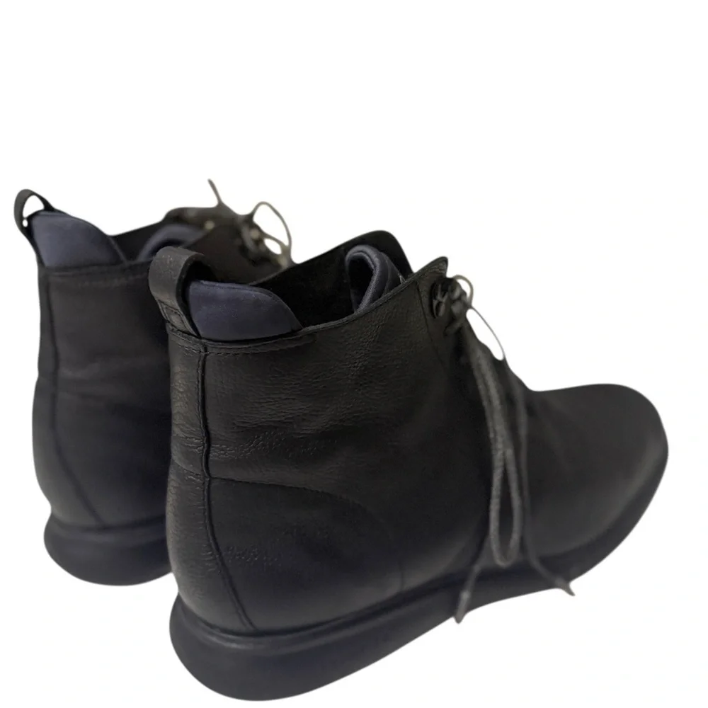 Cole Haan Black pure Leather Lace-Up Boots